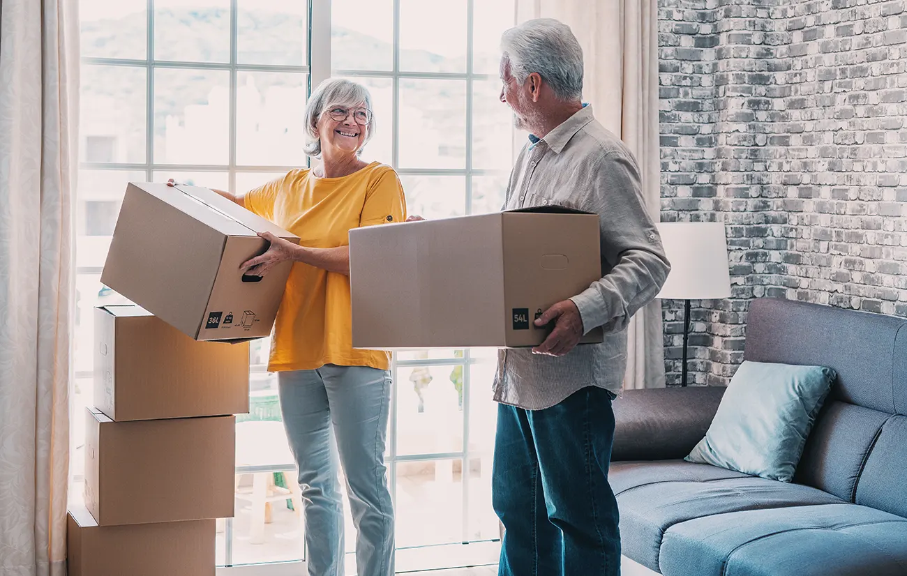 Familie unterstützt beim Seniorenumzug Zürich